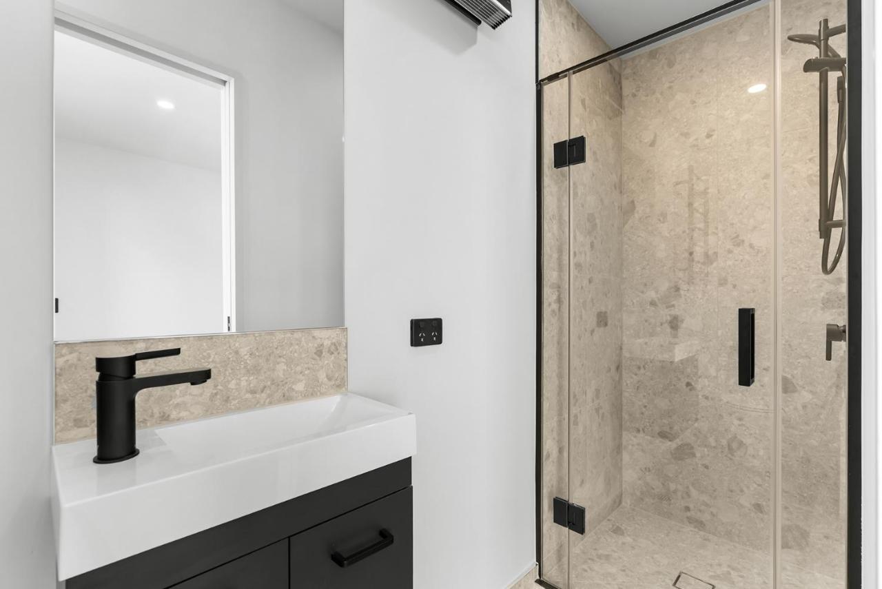 Cbd Contemporary Comfort Townhouse 2 Bed 2Bath 基督城 外观 照片