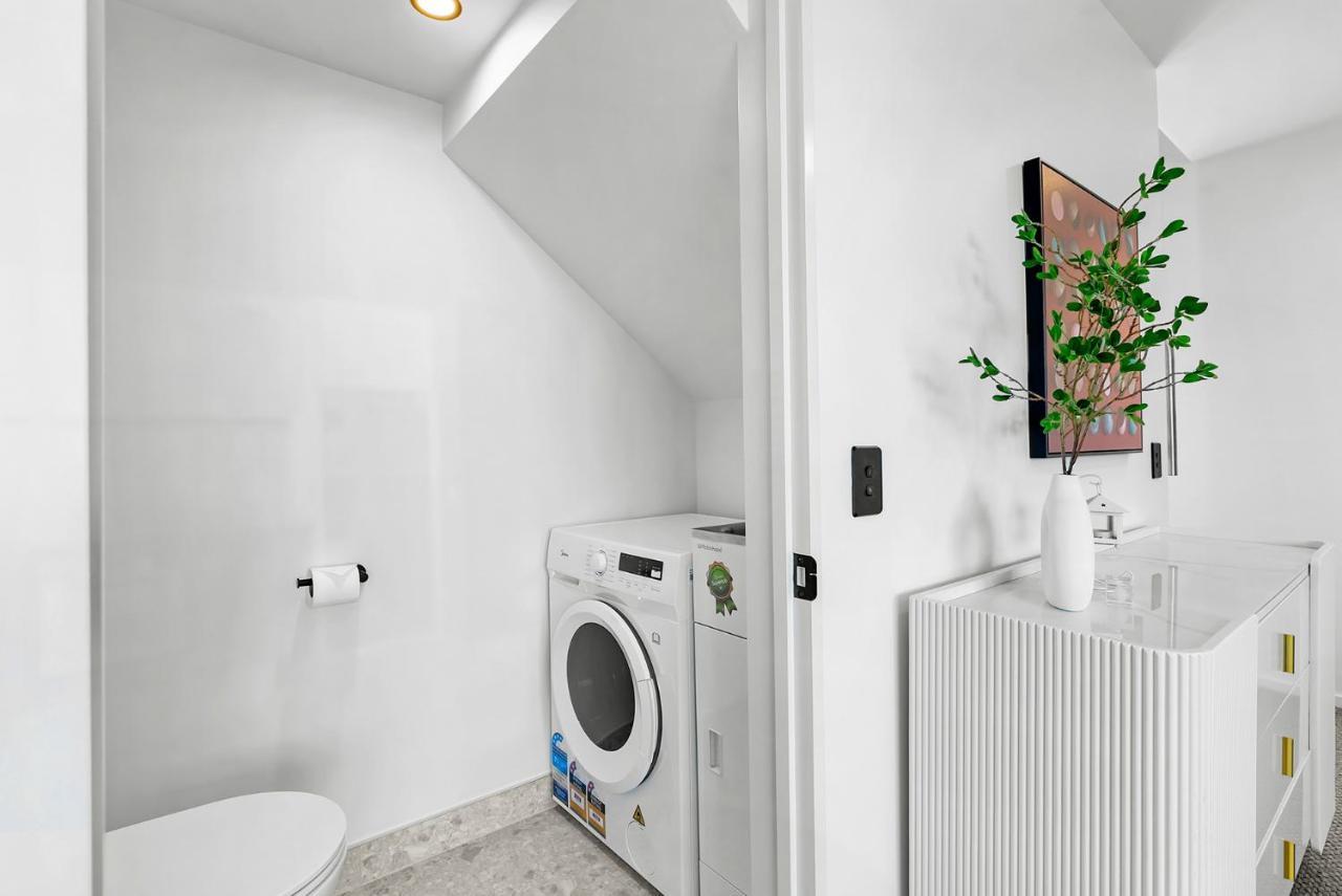Cbd Contemporary Comfort Townhouse 2 Bed 2Bath 基督城 外观 照片