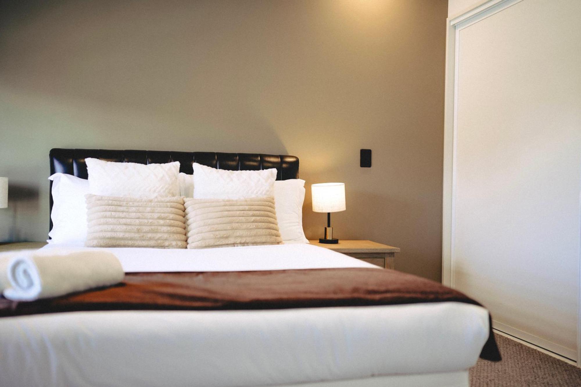 Cbd Contemporary Comfort Townhouse 2 Bed 2Bath 基督城 外观 照片